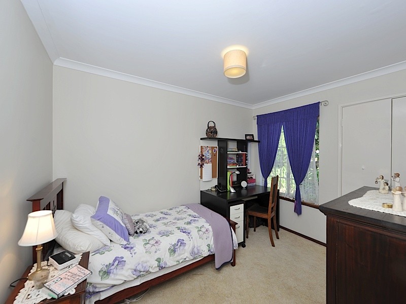 46 Castlegate Way, Woodvale WA 6026