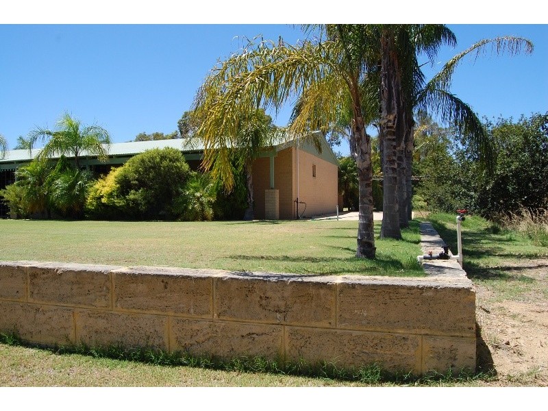 25 Moondyne Trail, Gnangara WA 6077