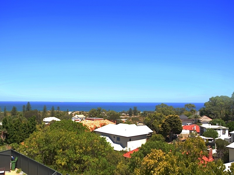 22 Hovea Crescent, City Beach WA 6015