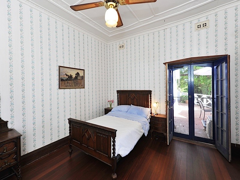 22 Hovea Crescent, City Beach WA 6015