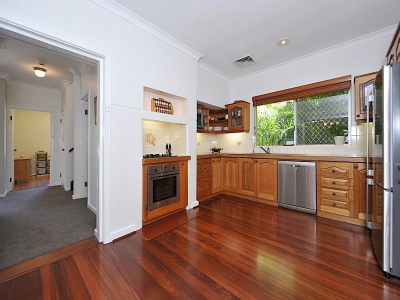 7 Whitfeld Street, Floreat WA 6014