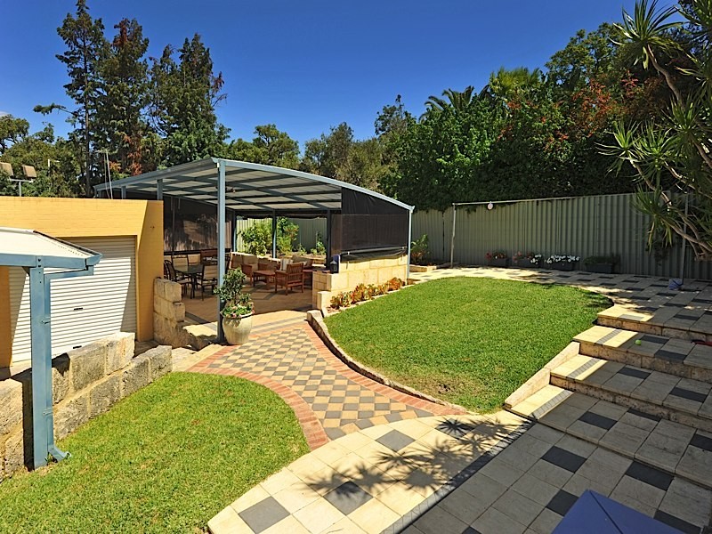 7 Whitfeld Street, Floreat WA 6014