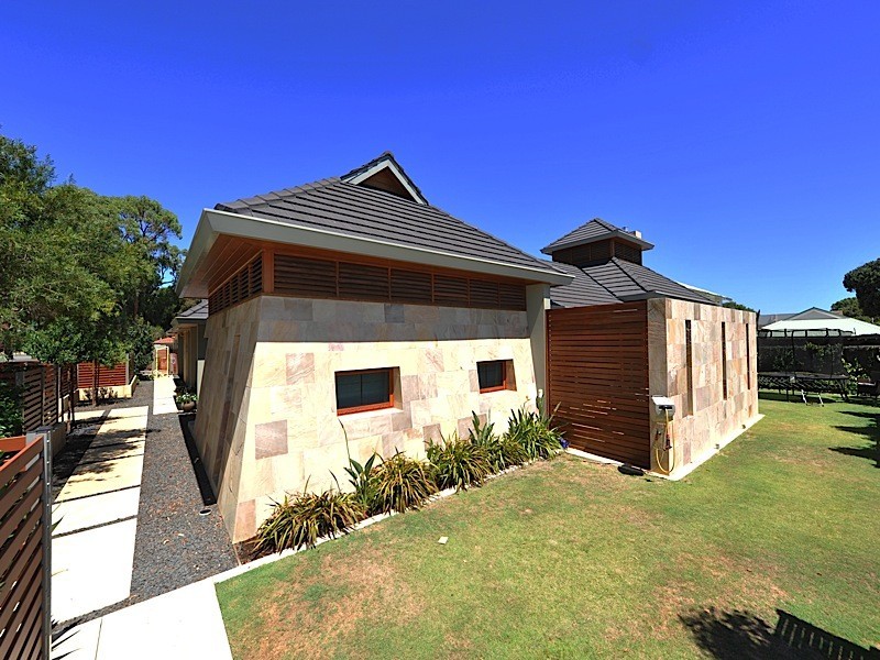 303 The Boulevard, City Beach WA 6015