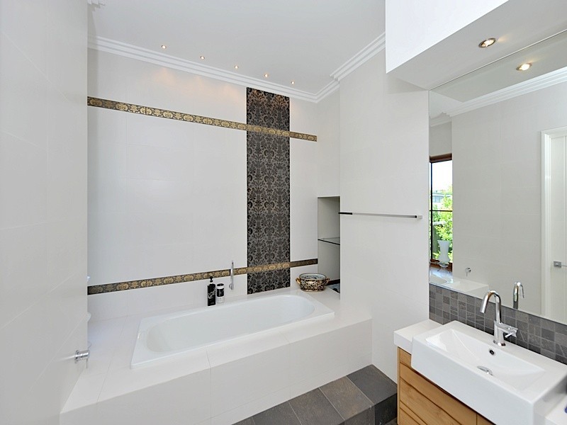 303 The Boulevard, City Beach WA 6015