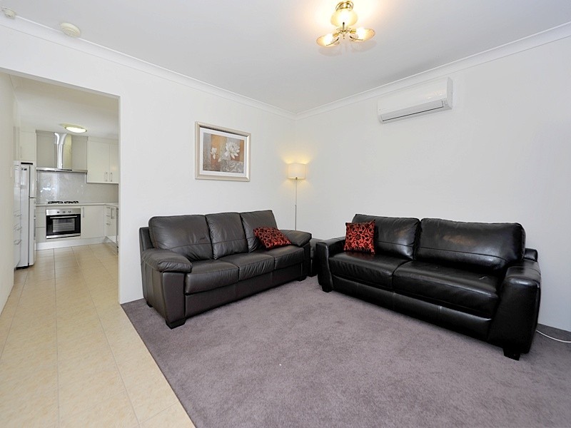 4/4 Talbot Road, Woodlands WA 6018