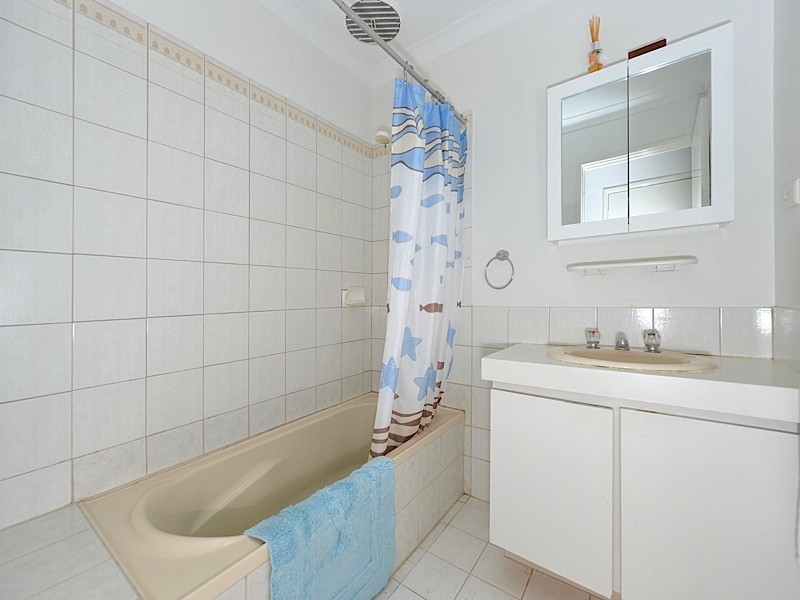 4/4 Talbot Road, Woodlands WA 6018