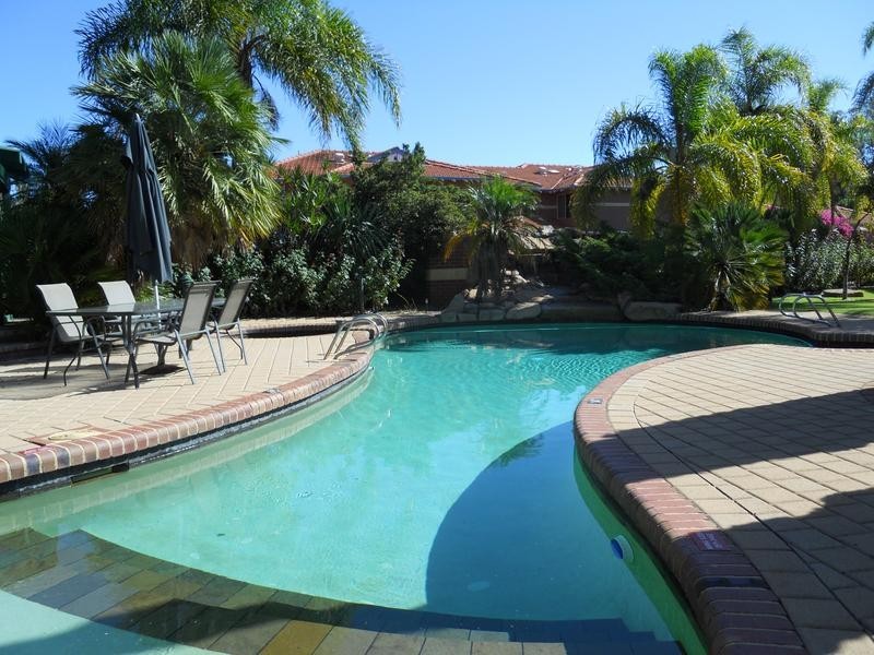 2/56 Moondine Drive, Wembley WA 6014