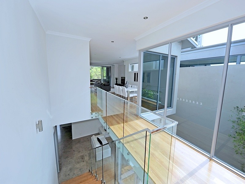 17 Alumni Terrace, Churchlands WA 6018