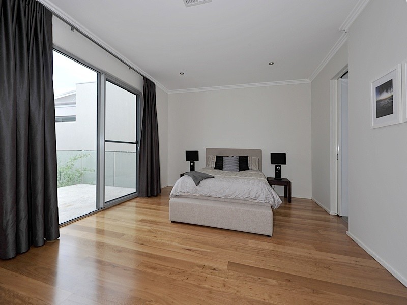 17 Alumni Terrace, Churchlands WA 6018