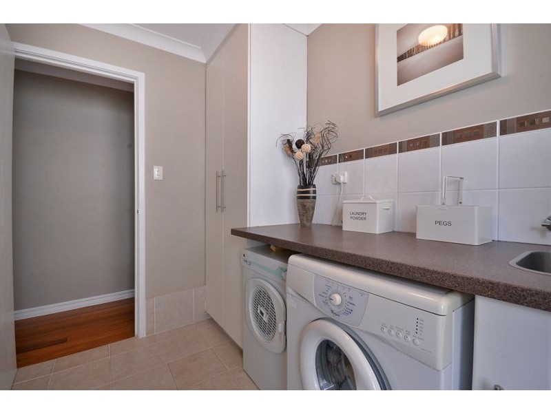 29 Urbahns Way, Hillarys WA 6025