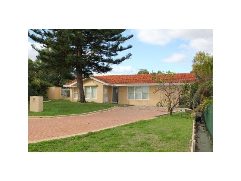 23 Debenham Way, Hillarys WA 6025