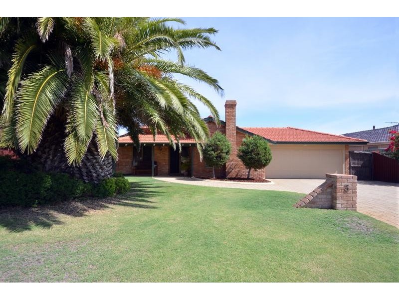 3 San Marino Place, Hillarys WA 6025