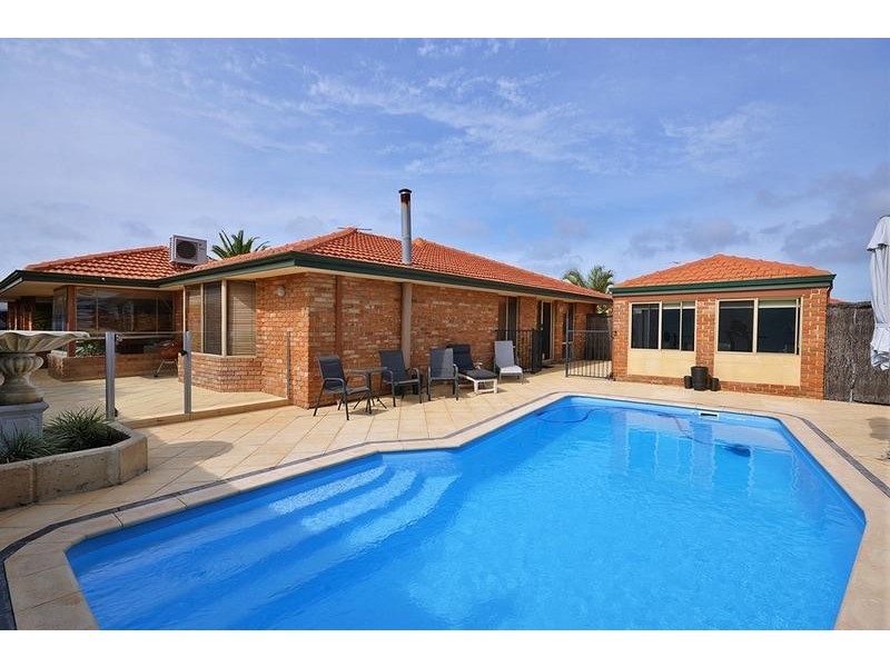 3 San Marino Place, Hillarys WA 6025