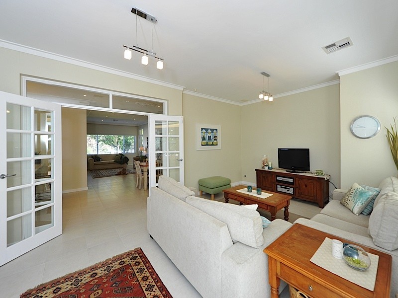 28 Alyth Road, Floreat WA 6014