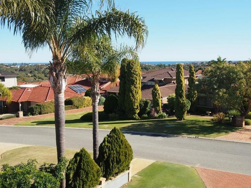 8 Turner Close, Duncraig WA 6023