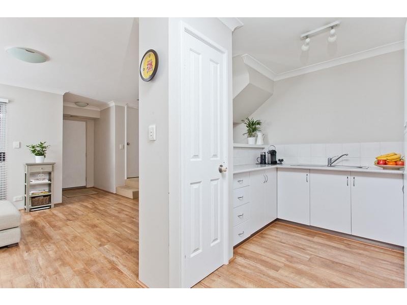 11/2 Waterway Court, Churchlands WA 6018