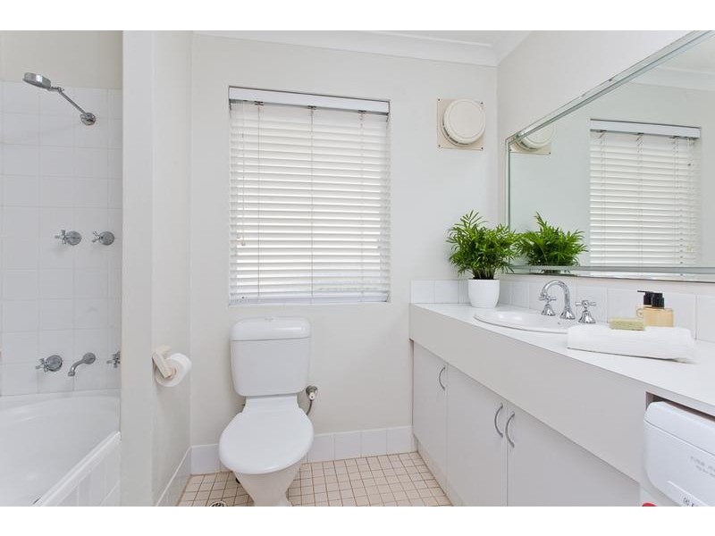 11/2 Waterway Court, Churchlands WA 6018