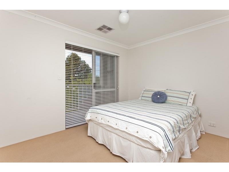 11/2 Waterway Court, Churchlands WA 6018