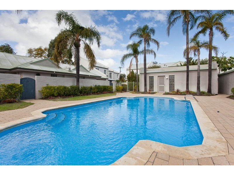 11/2 Waterway Court, Churchlands WA 6018