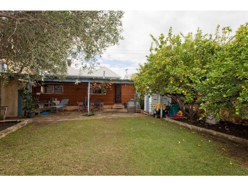 2 Monument Street, Mosman Park WA 6012