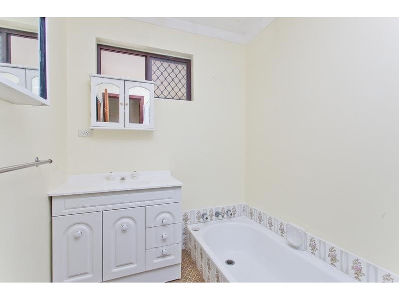 7 Islip Place, Woodlands WA 6018