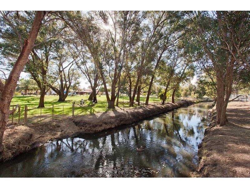 7 Islip Place, Woodlands WA 6018