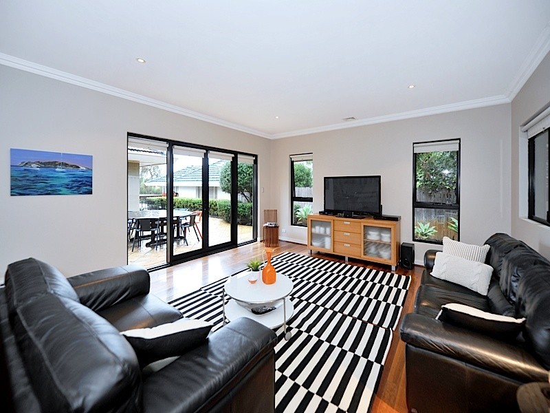 31 Athlone Road, Floreat WA 6014