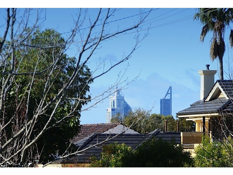 31 Athlone Road, Floreat WA 6014