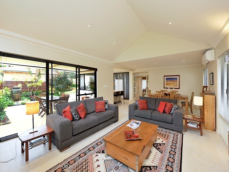 41 Roscommon Road, Floreat WA 6014