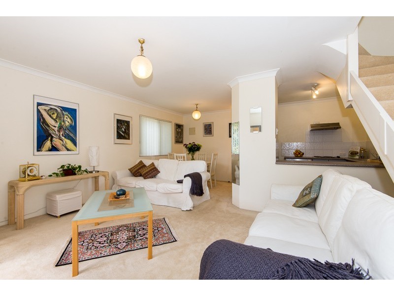 29/4 Waterway Court, Churchlands WA 6018