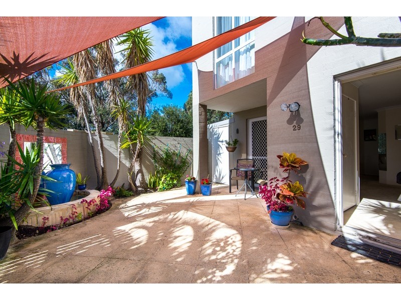 29/4 Waterway Court, Churchlands WA 6018