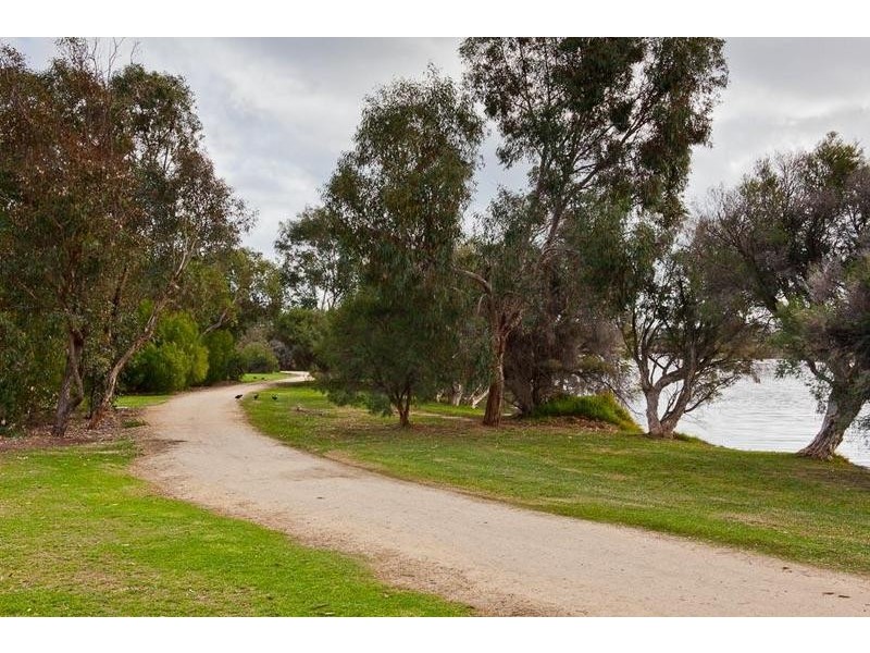 29/4 Waterway Court, Churchlands WA 6018