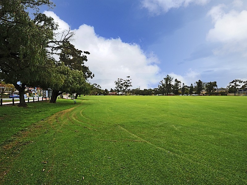 75 Grantham Street, Floreat WA 6014