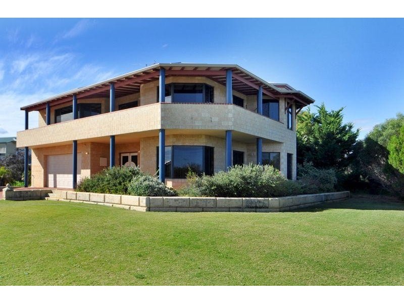 14 Harvey Drive, Ledge Point WA 6043