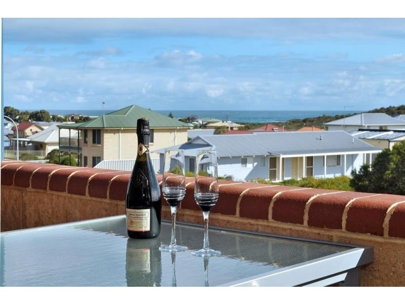 14 Harvey Drive, Ledge Point WA 6043