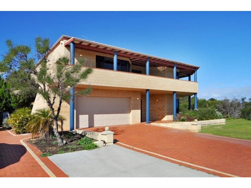 14 Harvey Drive, Ledge Point WA 6043