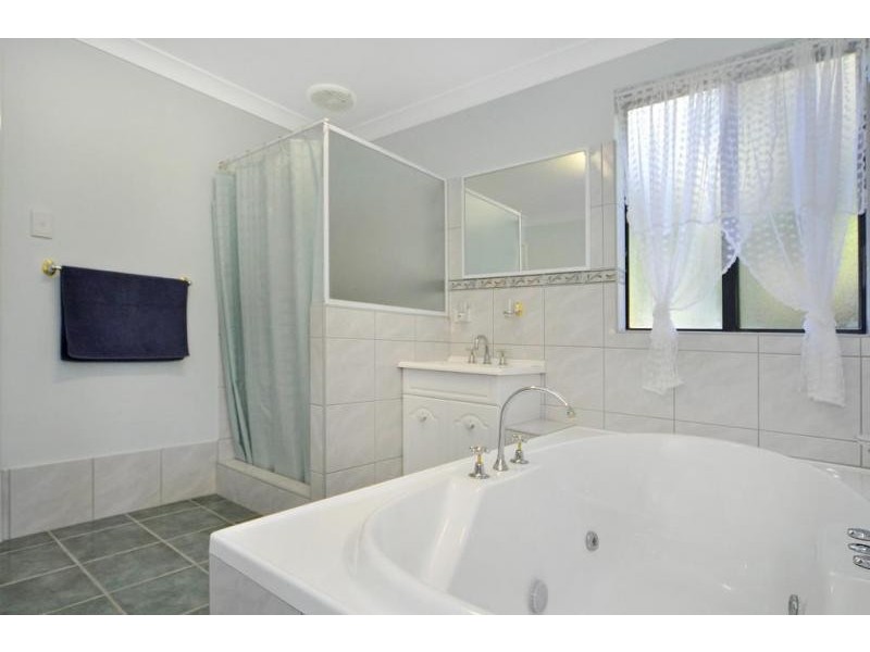 14 Harvey Drive, Ledge Point WA 6043