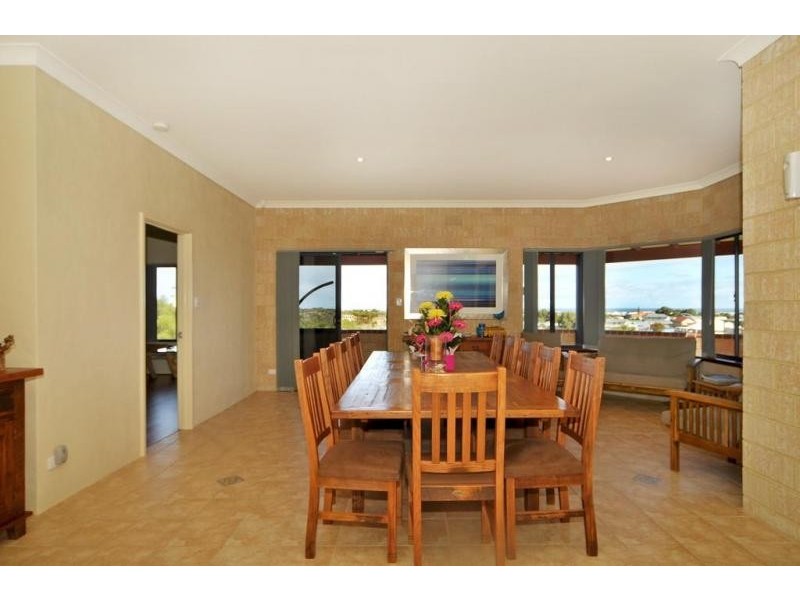 14 Harvey Drive, Ledge Point WA 6043