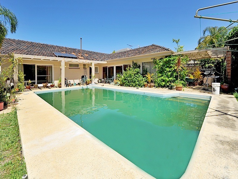 74 Donegal Road, Floreat WA 6014
