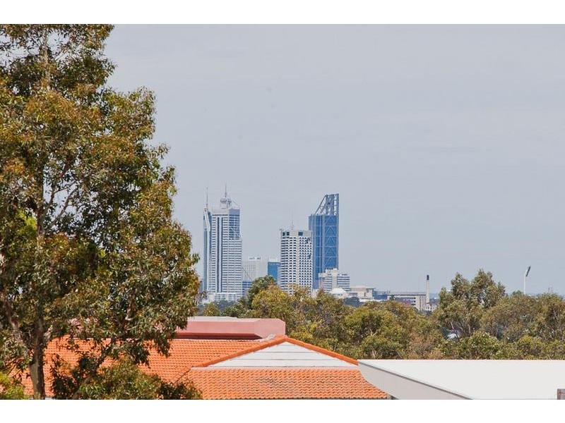 31 Otram Way, Churchlands WA 6018