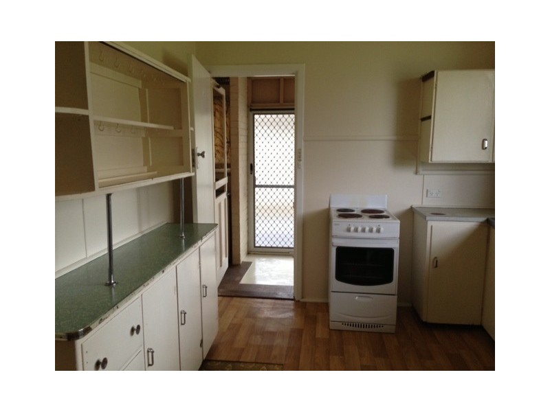 71 Redmond Road, Hamilton Hill WA 6163