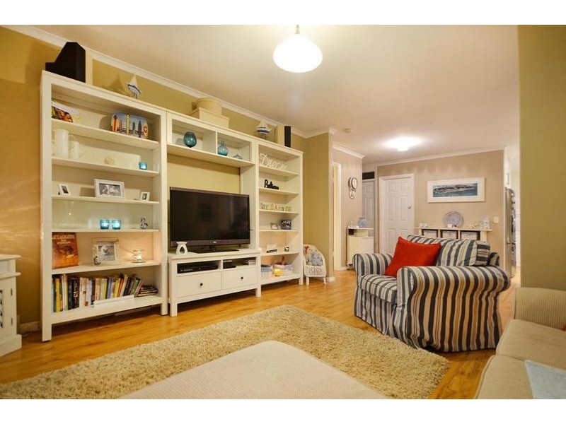 101 Milverton Avenue, Karrinyup WA 6018