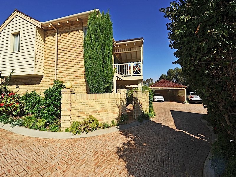 9/80 Mooro Drive, Mount Claremont WA 6010