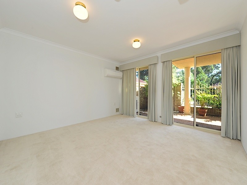 9/80 Mooro Drive, Mount Claremont WA 6010