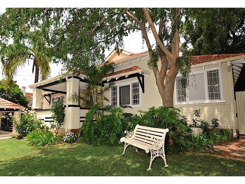 33 The Boulevard, Floreat WA 6014