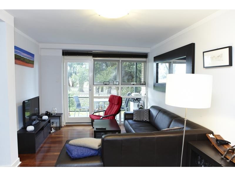 2/168 Broadway, Crawley WA 6009