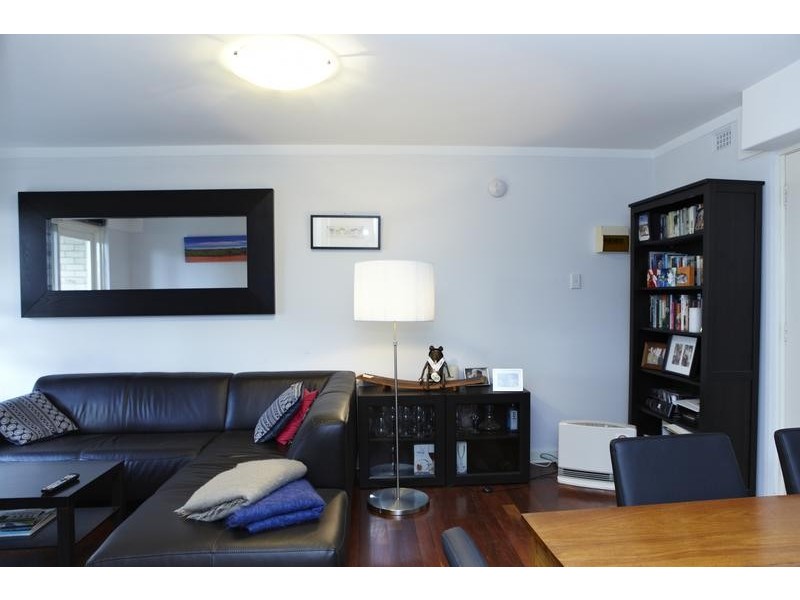 2/168 Broadway, Crawley WA 6009