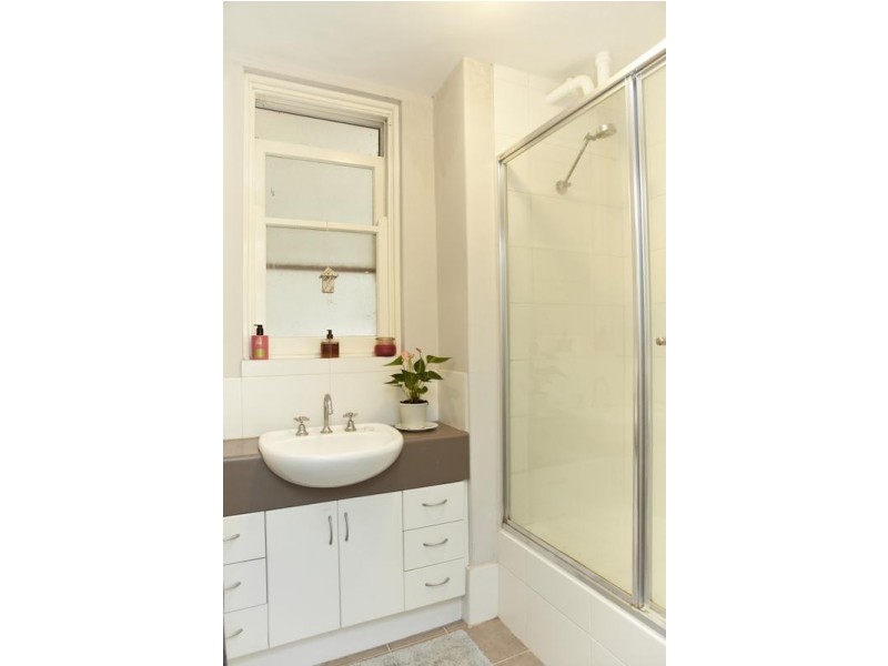 2/168 Broadway, Crawley WA 6009