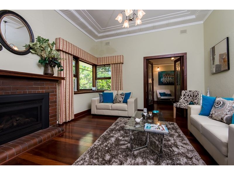 8 Berkeley Crs, Floreat WA 6014