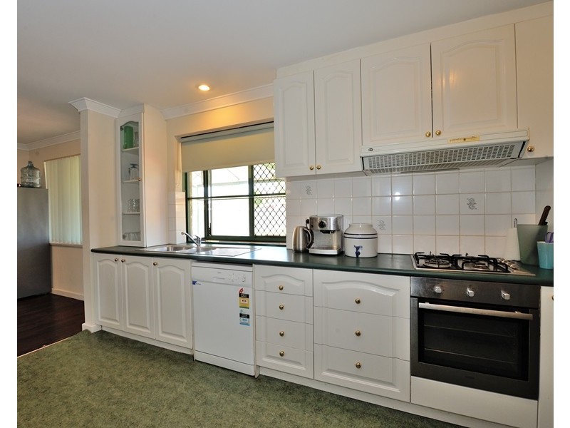 16 Bader Way, Stirling WA 6021